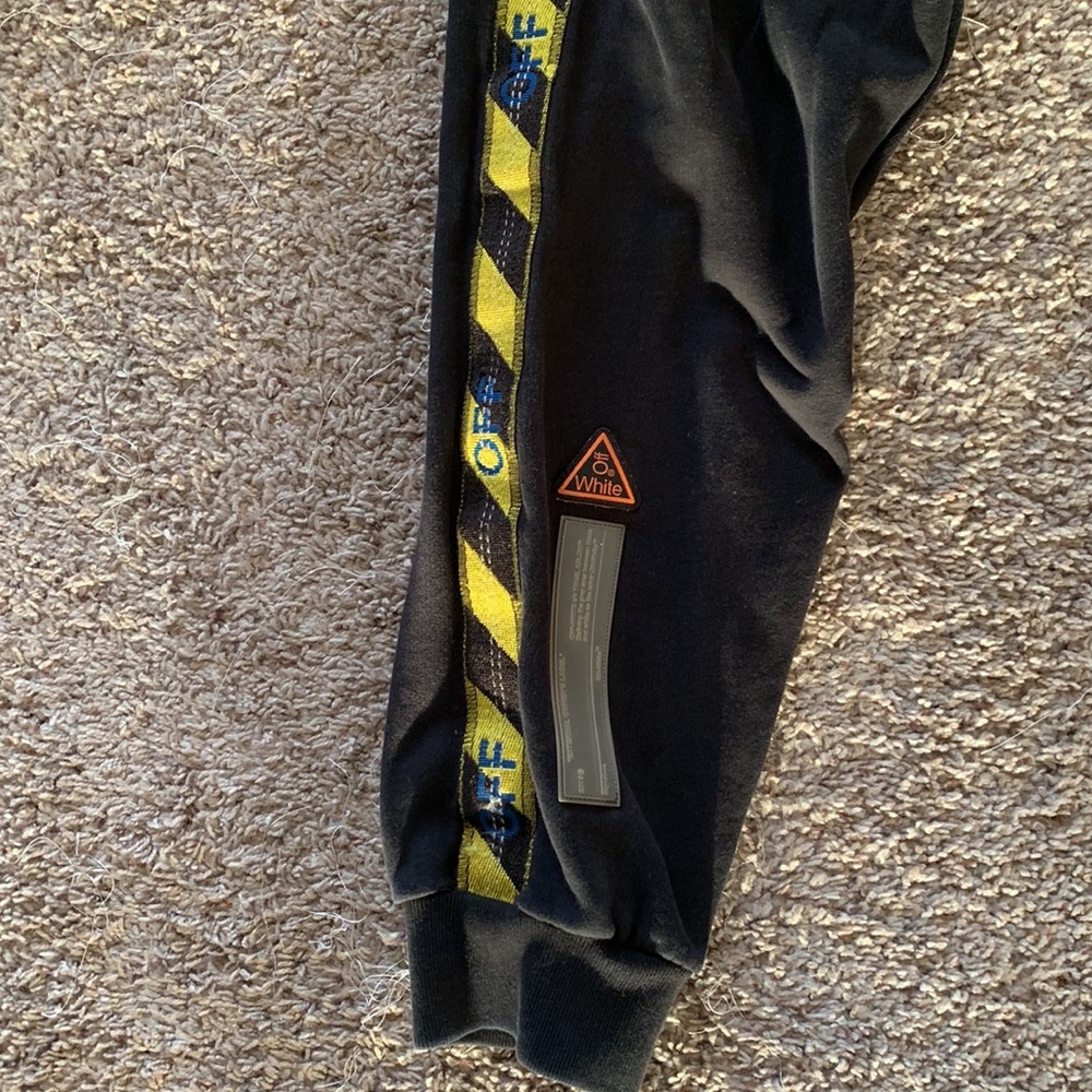 Off-White Sweatpants - image 2